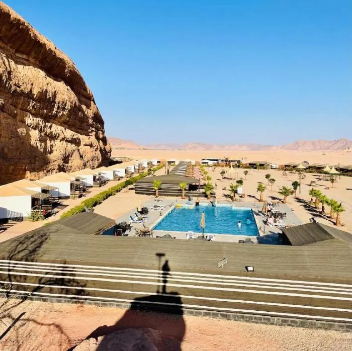 Rum Oasis Luxury Camp