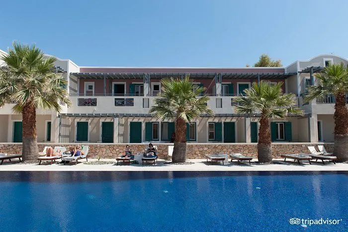 RoseBay Hotel