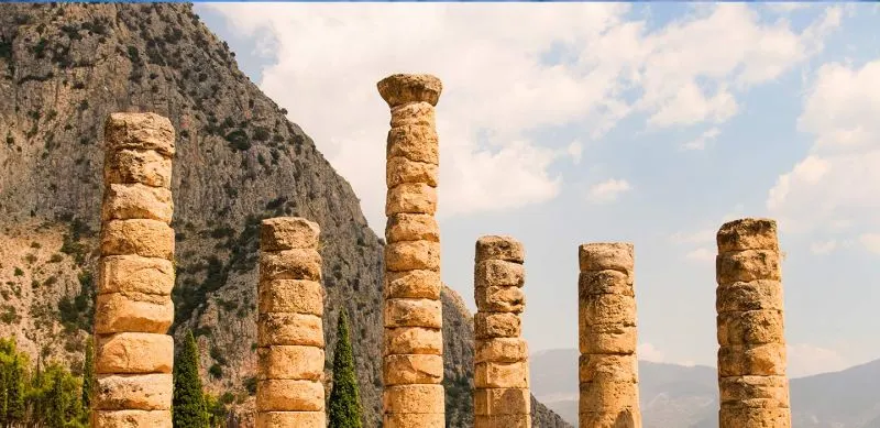 Greece Travel Package (Athens, Naxos and Santorini)