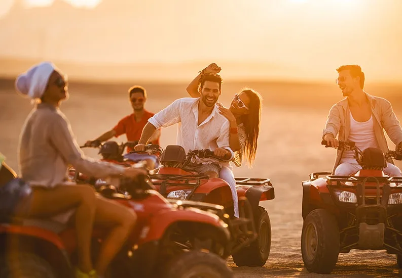 Safári no Deserto e Quadriciclo nas Pirâmides de Gizé 