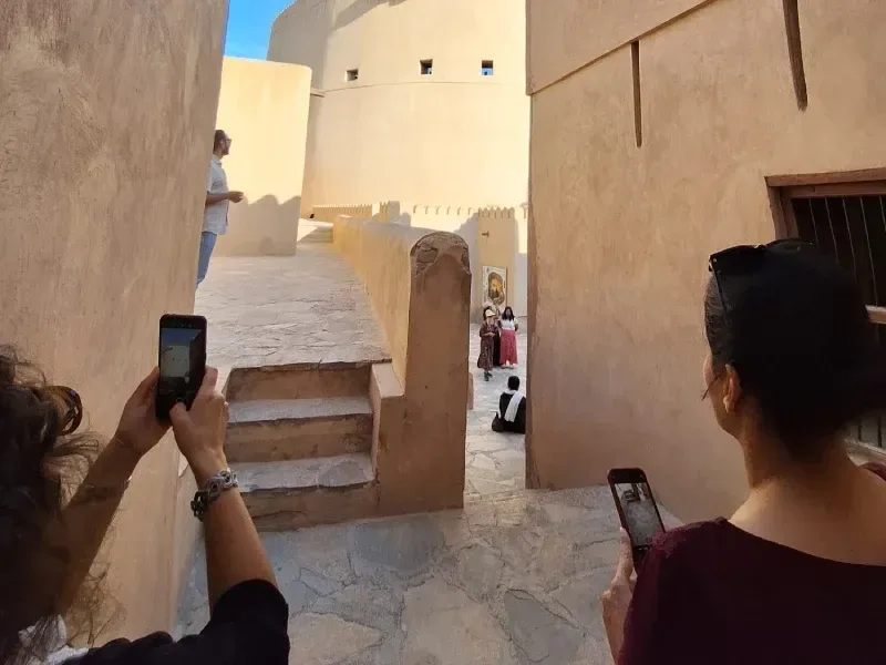 Itinerario Oman 8 Giorni: La Tua Vacanza da Sogno nel Deserto