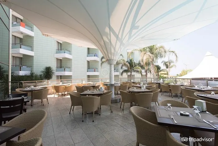 Hotel Grand Belish Beach Resort