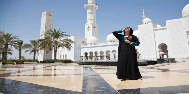 Abu Dhabi Tour from Dubai | Dubai and Abu Dhabi Tour Packages