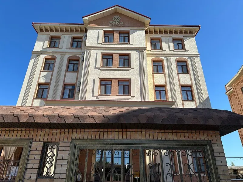 Pana Hotel
