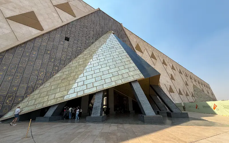 Egypt Pyramids & Red Sea Diving Adventure