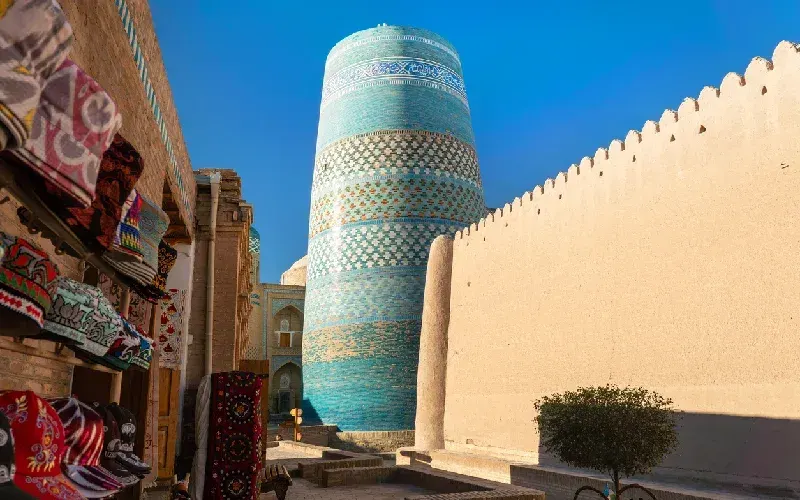 Tour in Uzbekistan Culturale + NUKUS e YURTA