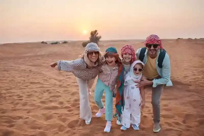 una famiglia in deserto, 10 cose da vedere a dubai 