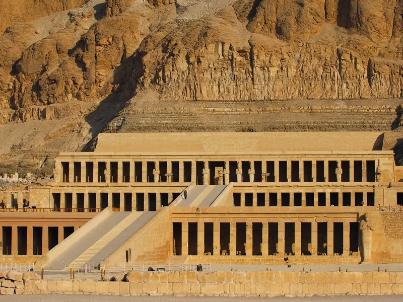 Queen Hatshepsut Temple, Luxor Queen Hatshepsut Temple, Luxor