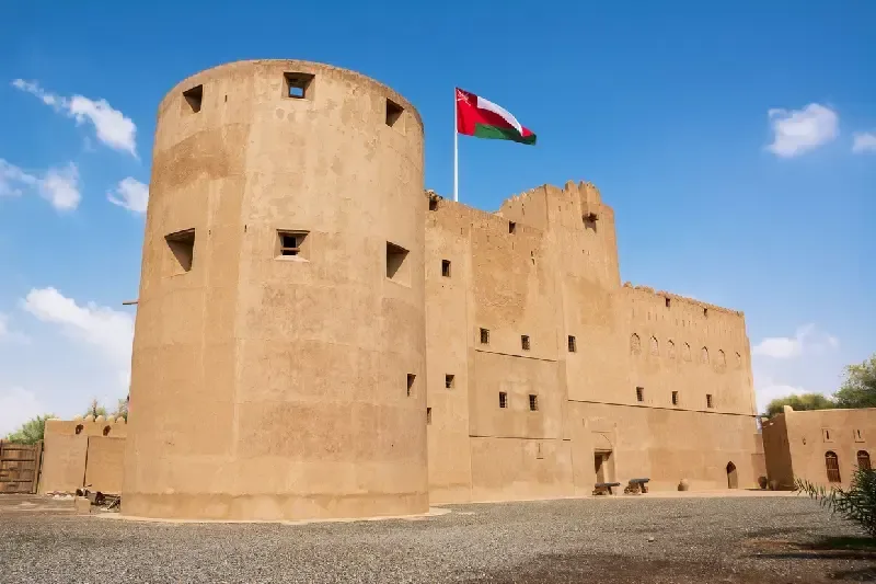 Castello di Jabreen: La Perla dell'Oman Nascosta nel Deserto