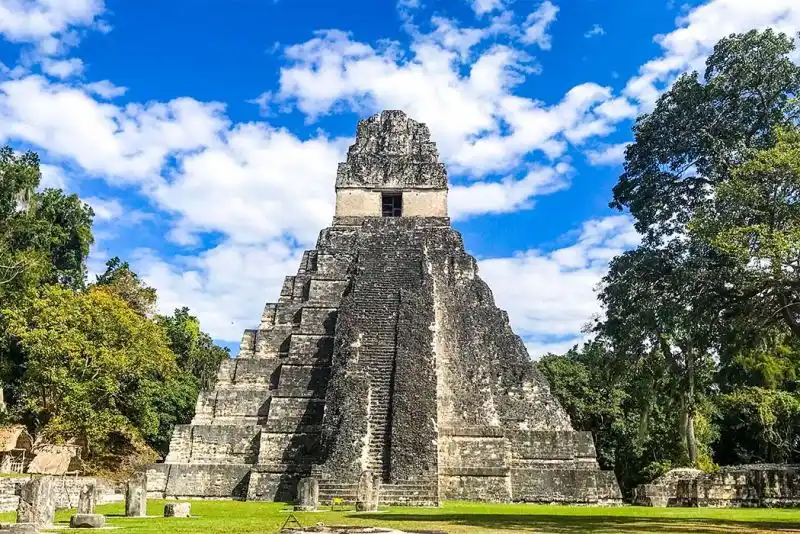 Pirámides Mayas de Tikal, Guatemala
