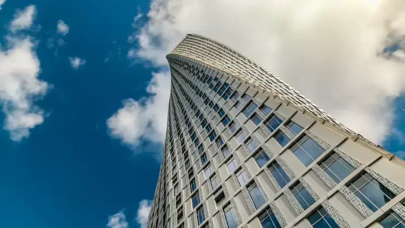 Cayan Tower en Dubai