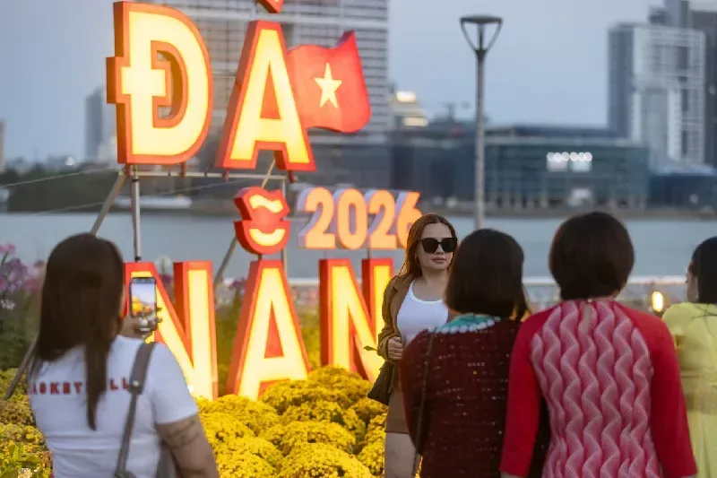 Visitors in Da Nang City