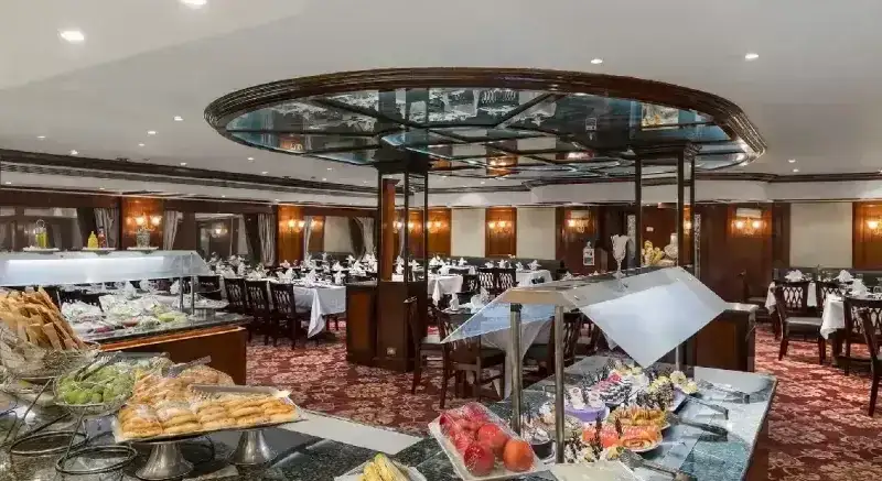 Motonave Radamis II: Crucero por el Nilo Luxor Asuán en 4 o 5 Días