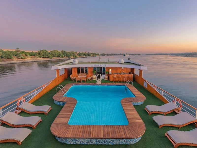 Salacia Nile Cruise over Christmas