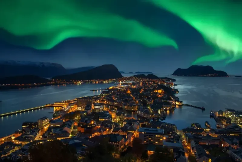 The Best Tour of Scandinavia: Oslo, Fjords, Bergen & Stockholm