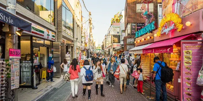 Harajuku: Moda, Cultura y Magia en el Corazón de Tokio