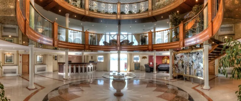 ソネスタムーンゴッデッスナイルクルーズのロビー