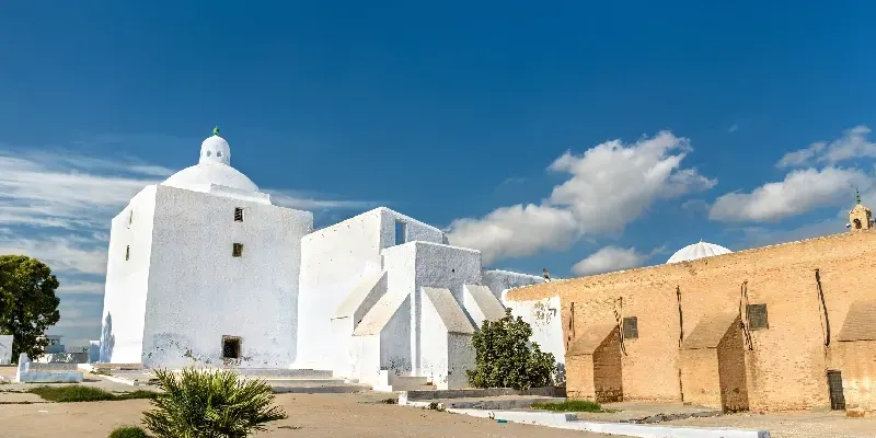 El Mausoleo de Sidi Sahbi, Kairuán, Túnez.