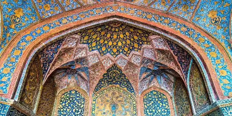 Tumba de Akbar el Grande en el Fuerte Sikandra en Agra - Uttar Pradesh, India.