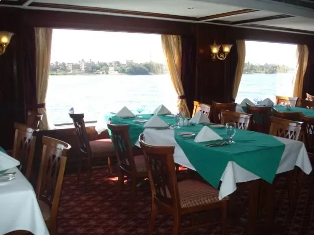 Radamis II Crucero por el Nilo | 5 Días de Luxor a Asuán