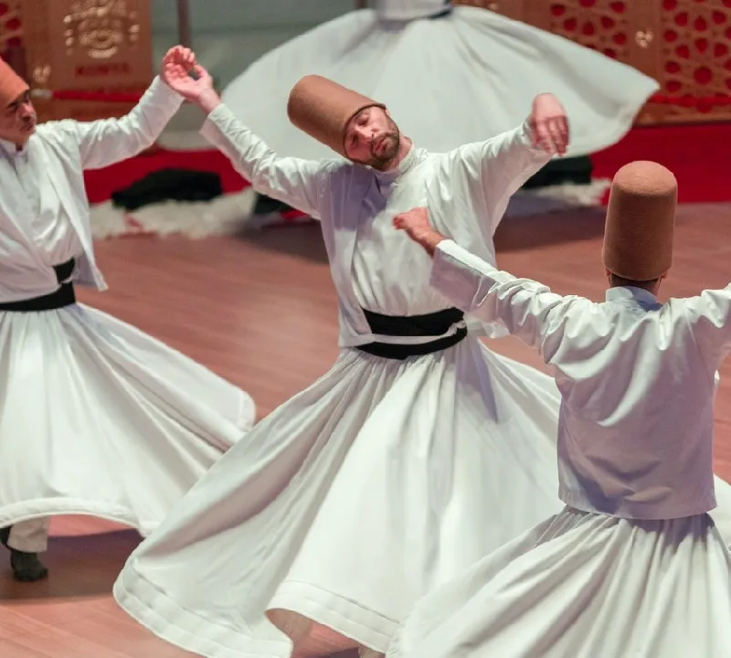 os dervixes rodopiantes