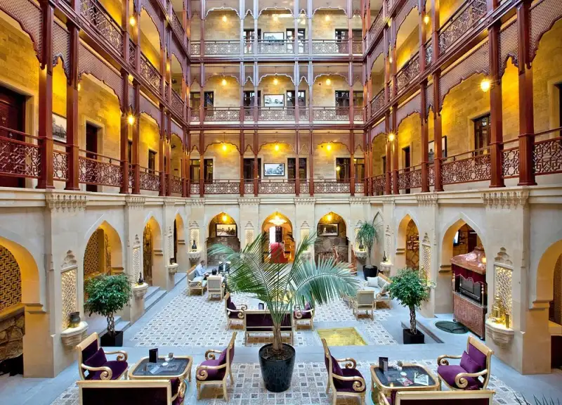 Shah Palace Hotel