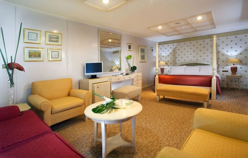 MS Movenpick Prince Abbas Lake Cruise 