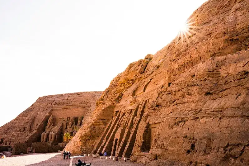 Die Tempel von Nefertari und Ramses II., Abu Simbel in Abu Simbel, Gouvernement Assuan, Ägypten.