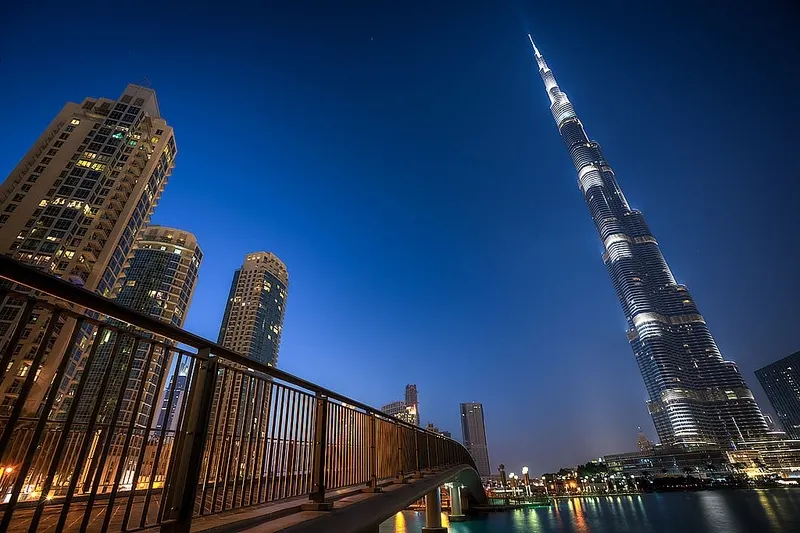 世界一高いビル『バージュ・カリファ』、ドバイ