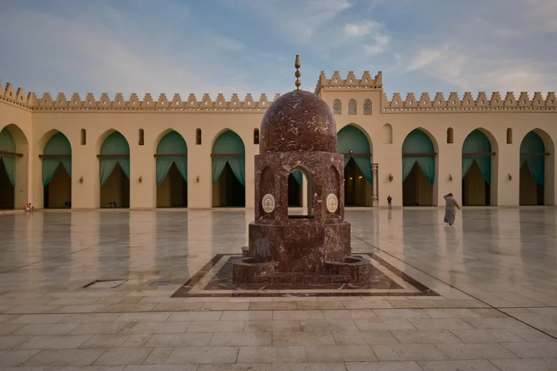 The al-Hakim Mosque, nicknamed al-Anwar, Al-Muizz Street Cairo