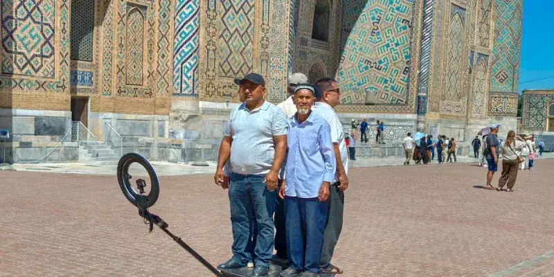 Piazza Registan