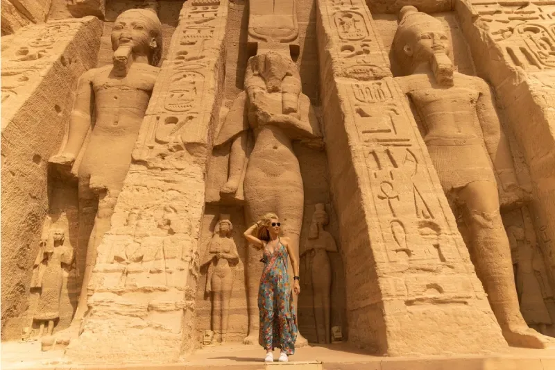 Abu Simbel e dintorni: dalla gloria dei Faraoni ai colori della Nubia