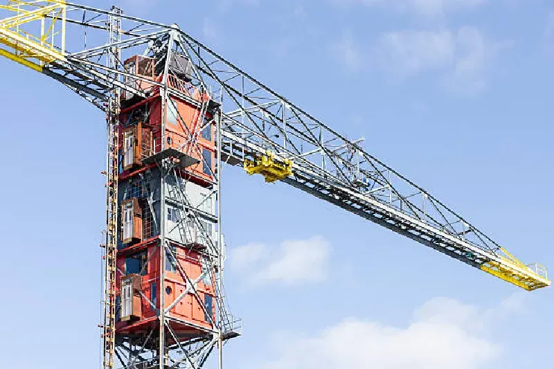 Monumentales Faralda Crane Hotel in Amsterdam mit drei geräumigen Design-Luxus-Apartments