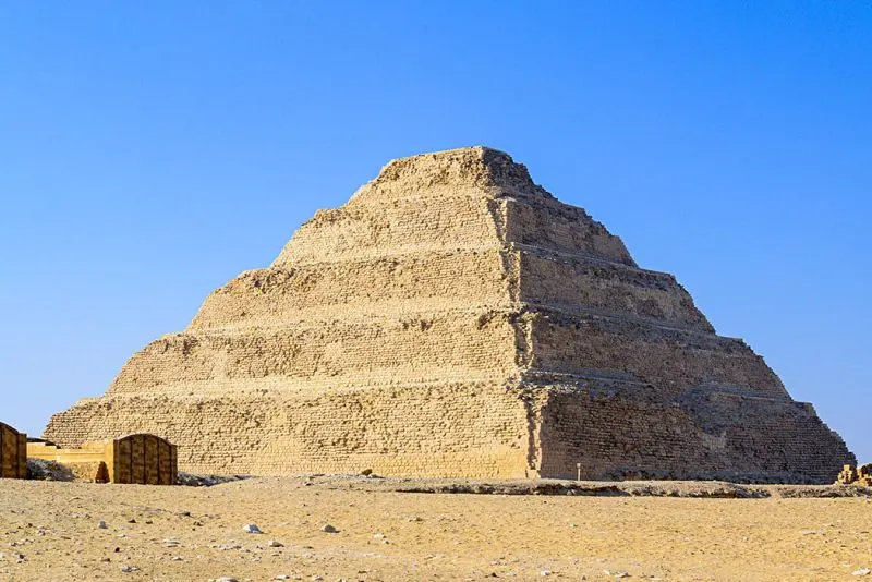 Pirámide Escalonada de Zoser, Egipto