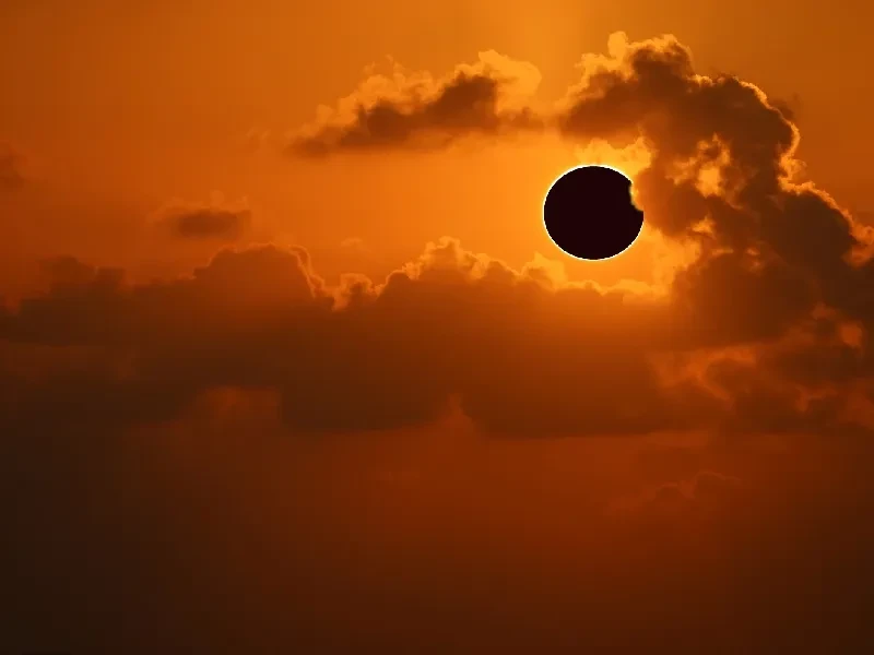 Eclipse Solar Total 2027 Arabia Saudita: Guía Completa