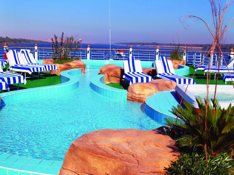 モーベンピックロイヤルロータスナイルクルーズのプール