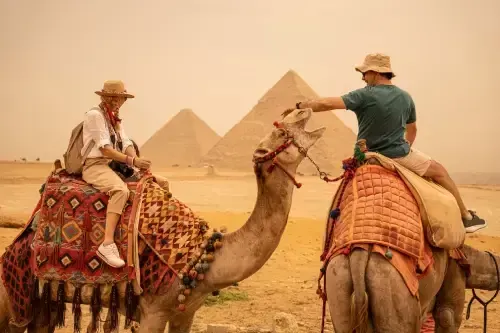 Pacote Egito Deslumbrante com Abu Simbel: A Essência da Civilização Faraônica