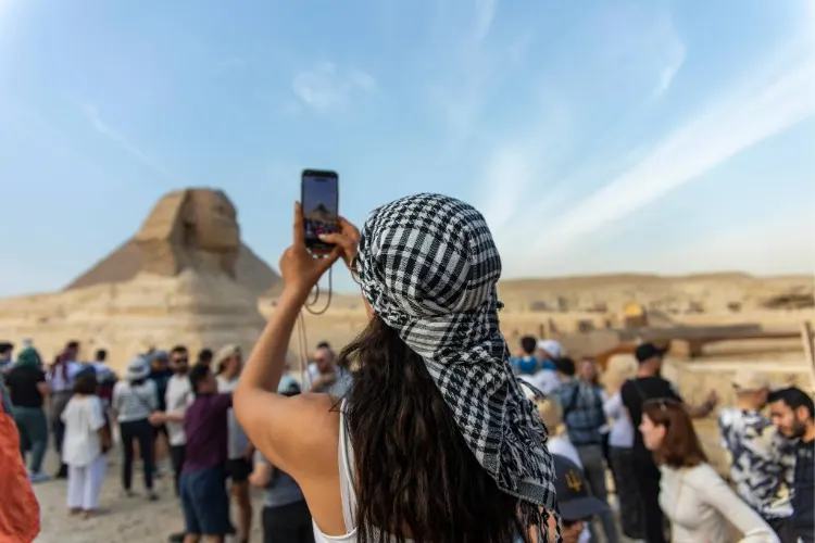 tourists at Giza pyramids