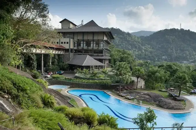 Earl's regency kandy