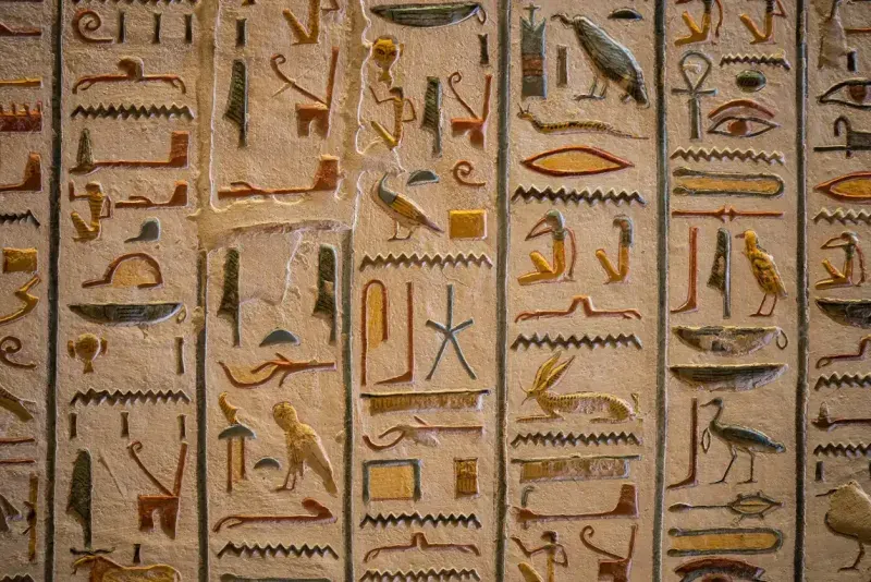 Jeroglíficos en la tumba de Ramsés IX