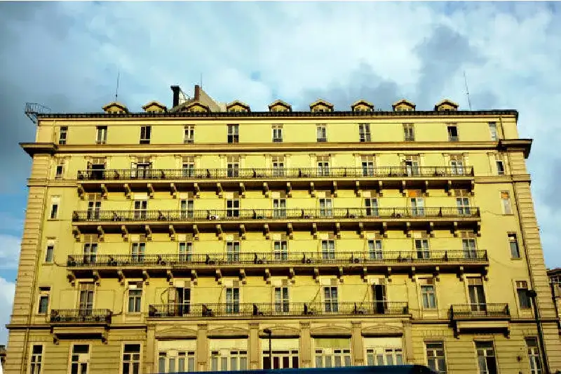 Historisches Pera Palace Hotel in Istanbul mit eleganter Architektur