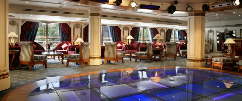 Salon, Sonesta St. George