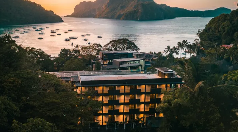 The Funny Lion El Nido