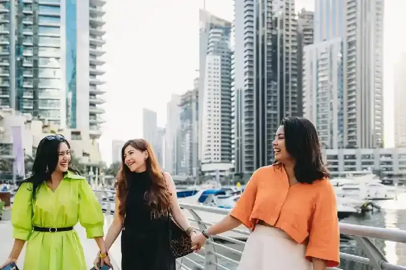 ragazze a dubai, cosa non fare a dubai