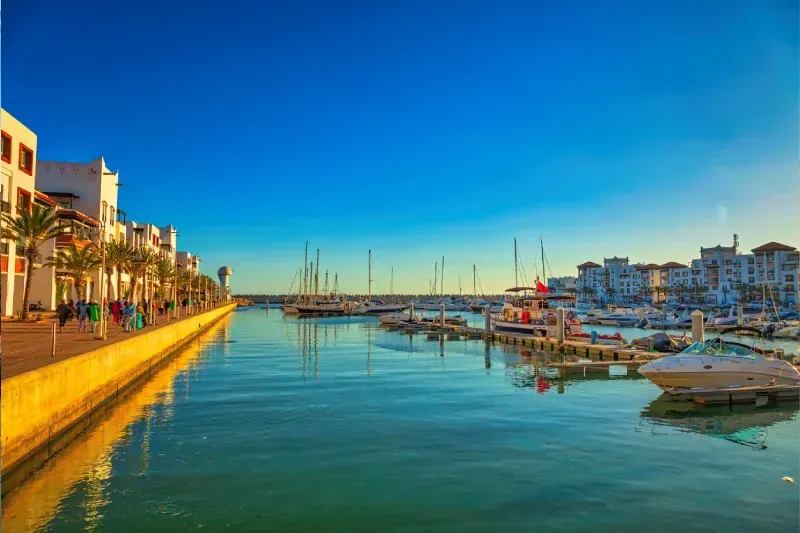 Porto di Agadir: Il Cuore Marittimo del Marocco Meridionale tra Pesca e Commercio