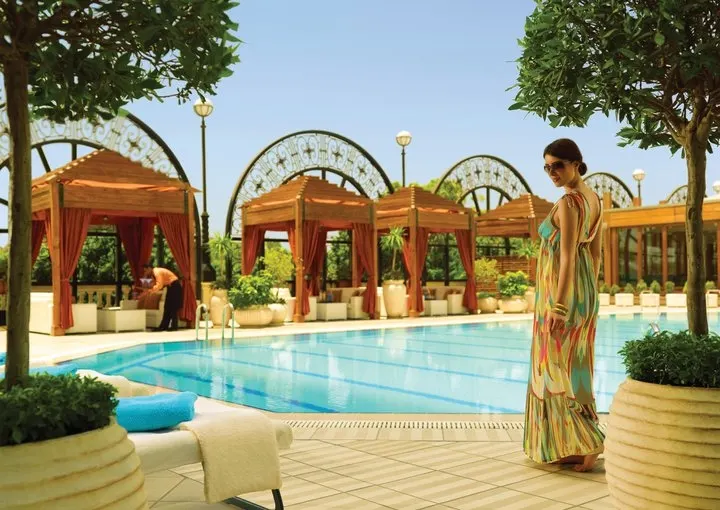 Four Seasons Hotel Cairo at The First Residence