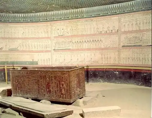 Obélisques du temple de Karnak, sanctuaire agrandi par Thoutmôsis III