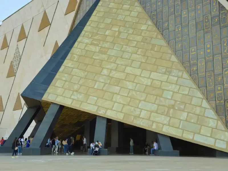 Porta d'ingresso del Museo, grande museo egizio apertura