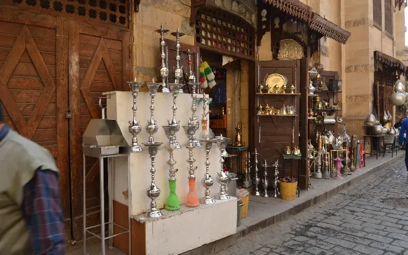 el-fishawy-cairo-facade-entree-historique