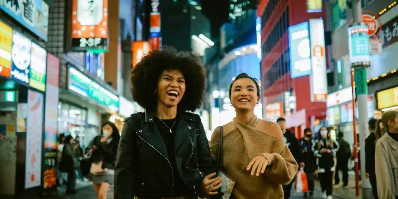 Shibuya, Tokio: Guía del Barrio más Icónico de Japón 2026